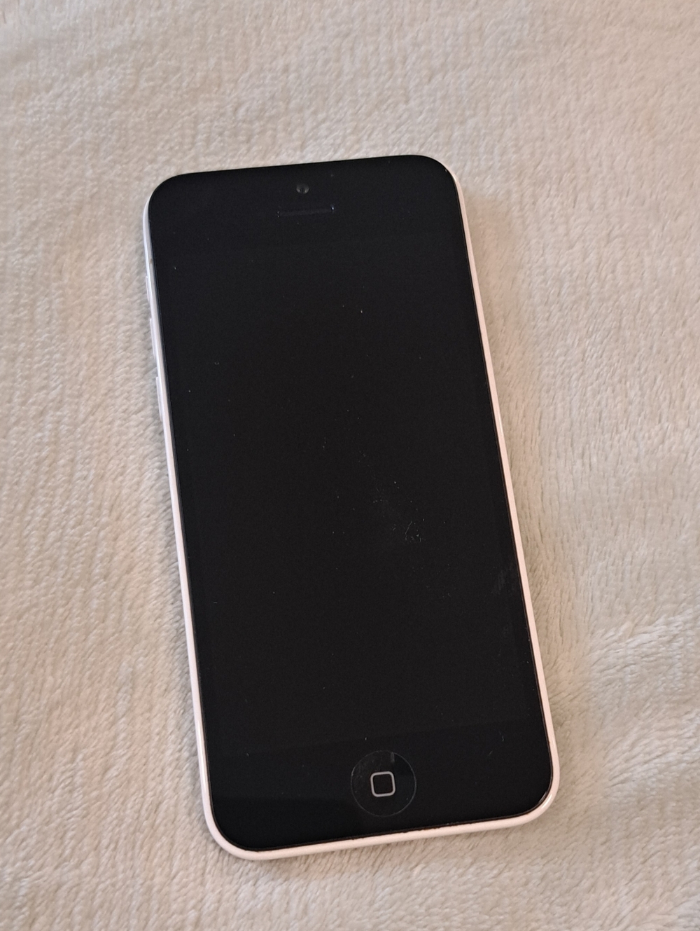 Apple iPhone 5c  White Model A1532 - For Parts *Read Description*